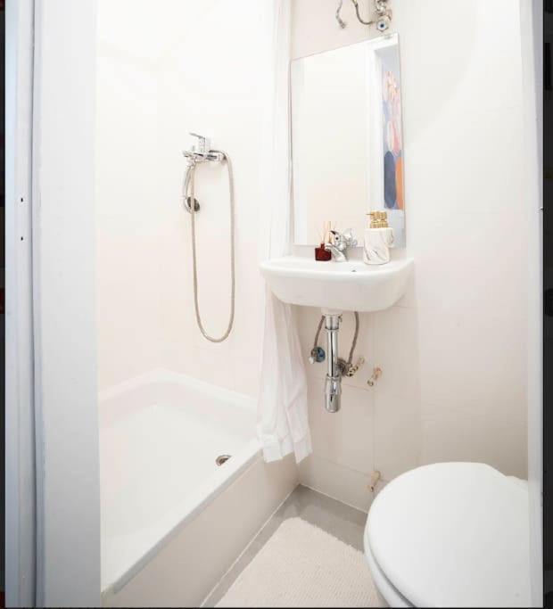 Cozy Flat - 10Min To City Center ! Виена Екстериор снимка